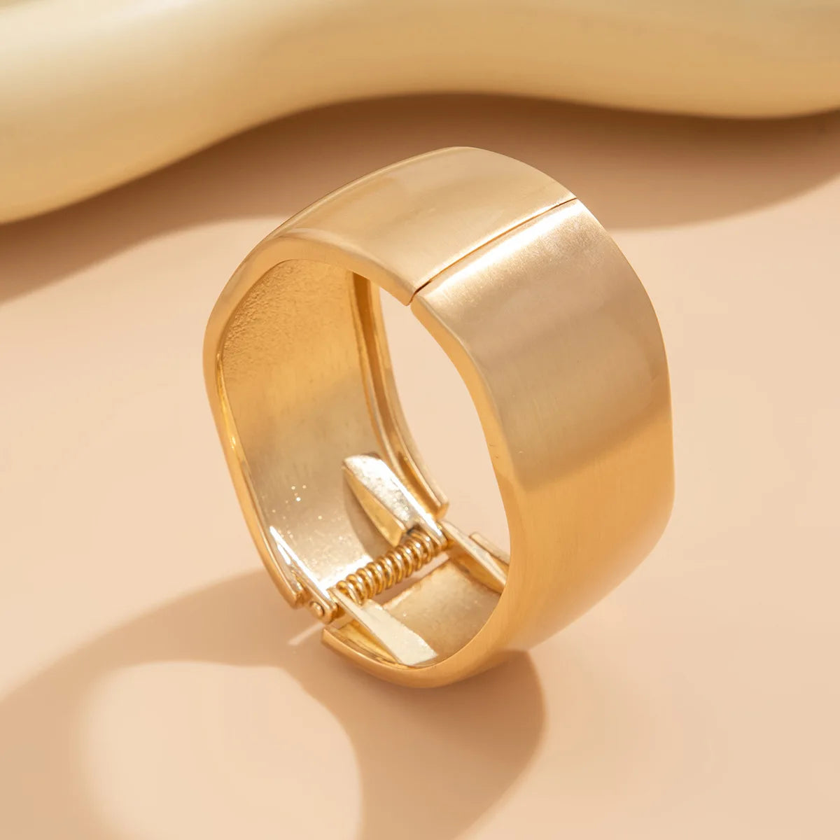 KMVEXO Bracelet Chunky Heavy Wide Metal Water Drop Bangles for Women Gold Color Open Cuff Thick Irregular Wave Bangle Bracelet Jewelry